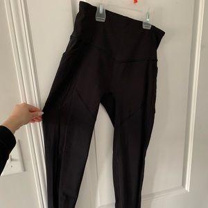 Lulu lemon leggings 28” with pockets